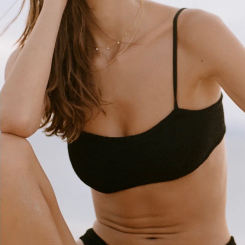 BRAND NEW Hunza G Gigi bikini in black.